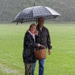 mh-1-mg_4352-fussball-faellt-ins-wasser_tn