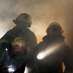 fireman-in-smoke_klein