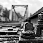 2015_01_(Platz 3)_S1-R01_stillgel_Eisenbahnbruecke
